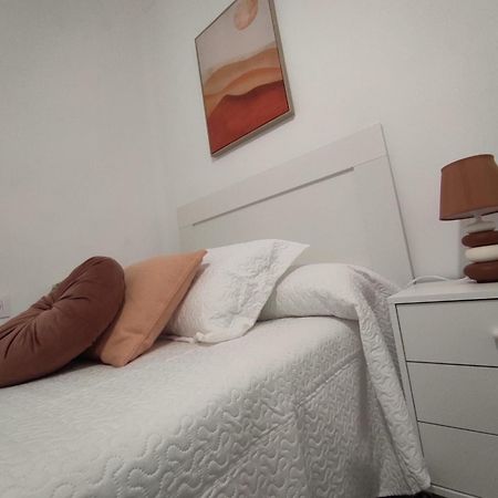 Apartamento En Toledo Ideal Para Visitas A Puy Du Fou エクステリア 写真