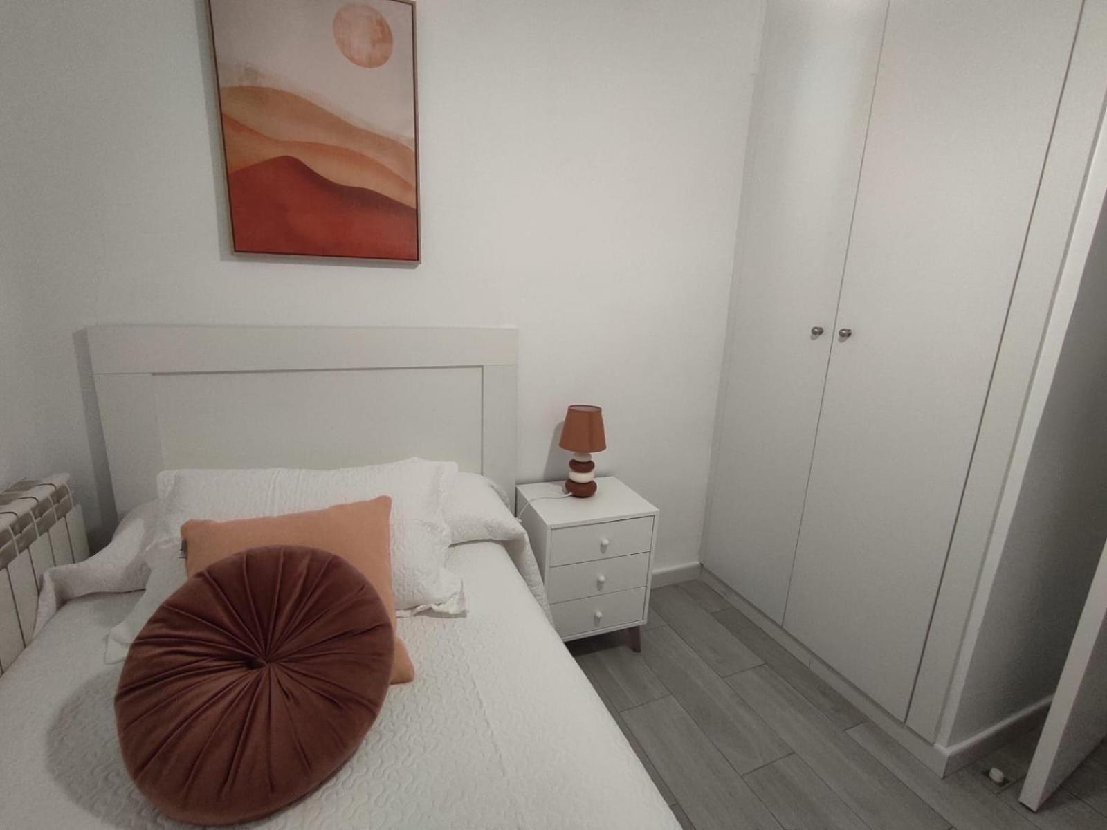 Apartamento En Toledo Ideal Para Visitas A Puy Du Fou エクステリア 写真